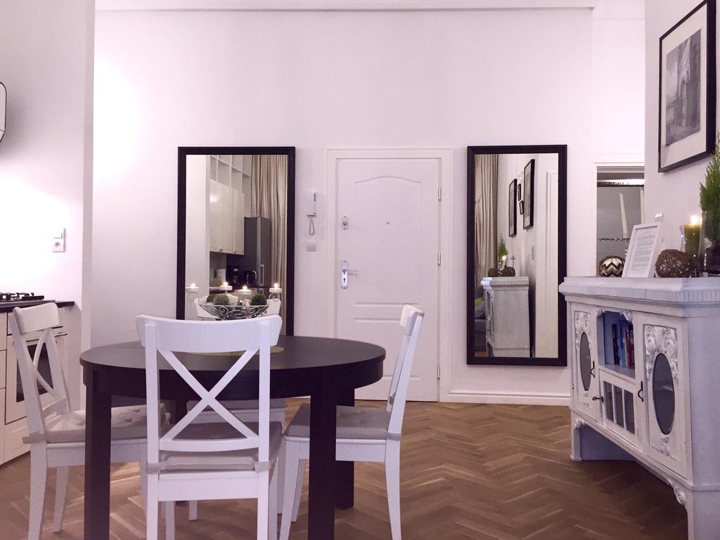 Exclusive Old Town Apartment By Noclegi Renters Breslau Exterior foto